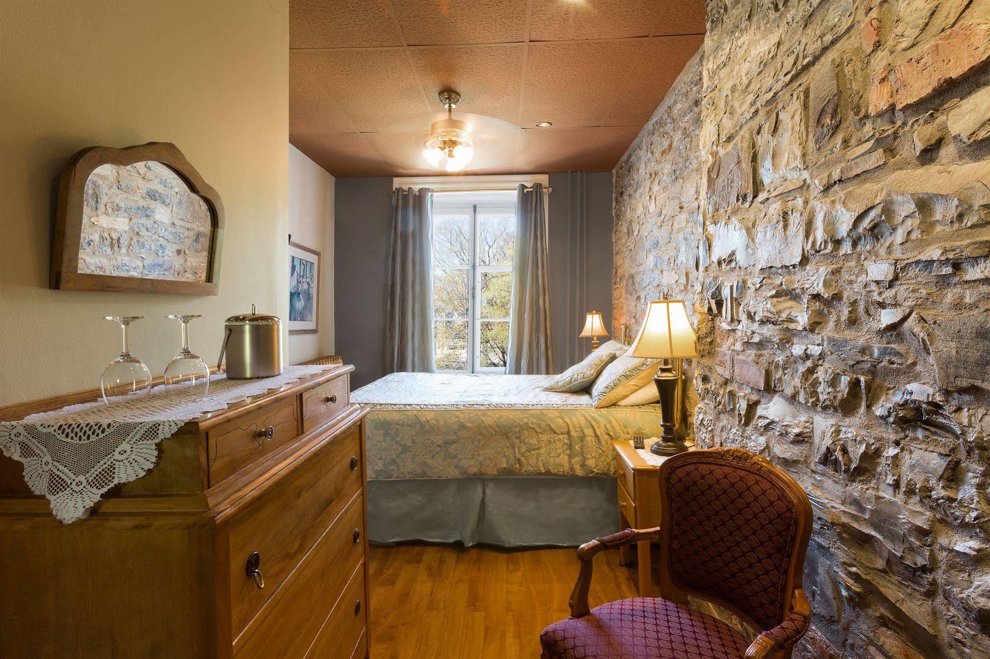 Manoir Sur Le Cap Hotell Québec Exteriör bild